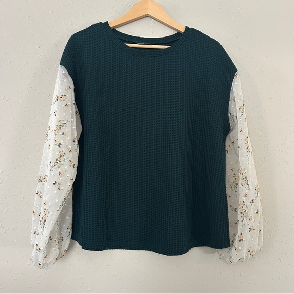 🦋 SHEIN Green Waffle Knit Cream Floral Long Sleeve Blouse Medium - Picture 1 of 4